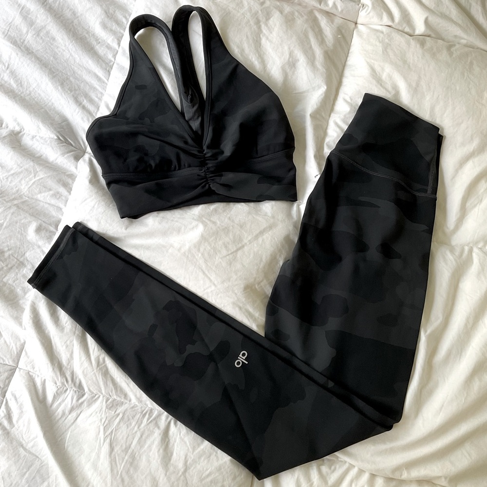 Alo Black Camo Vapor Set